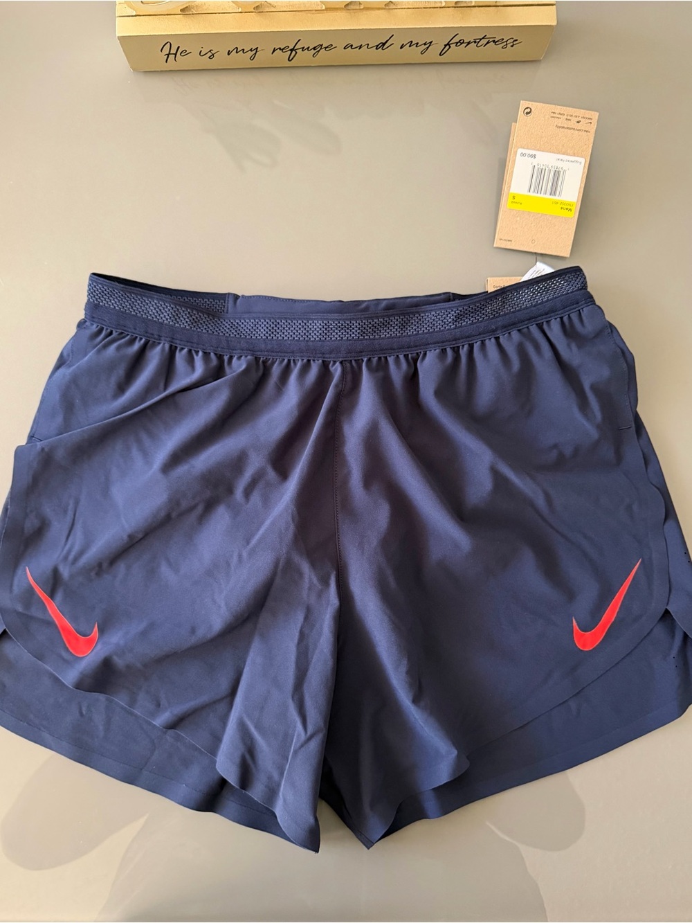 Nike mens Aeroswif running short 4” size S FN3352-451